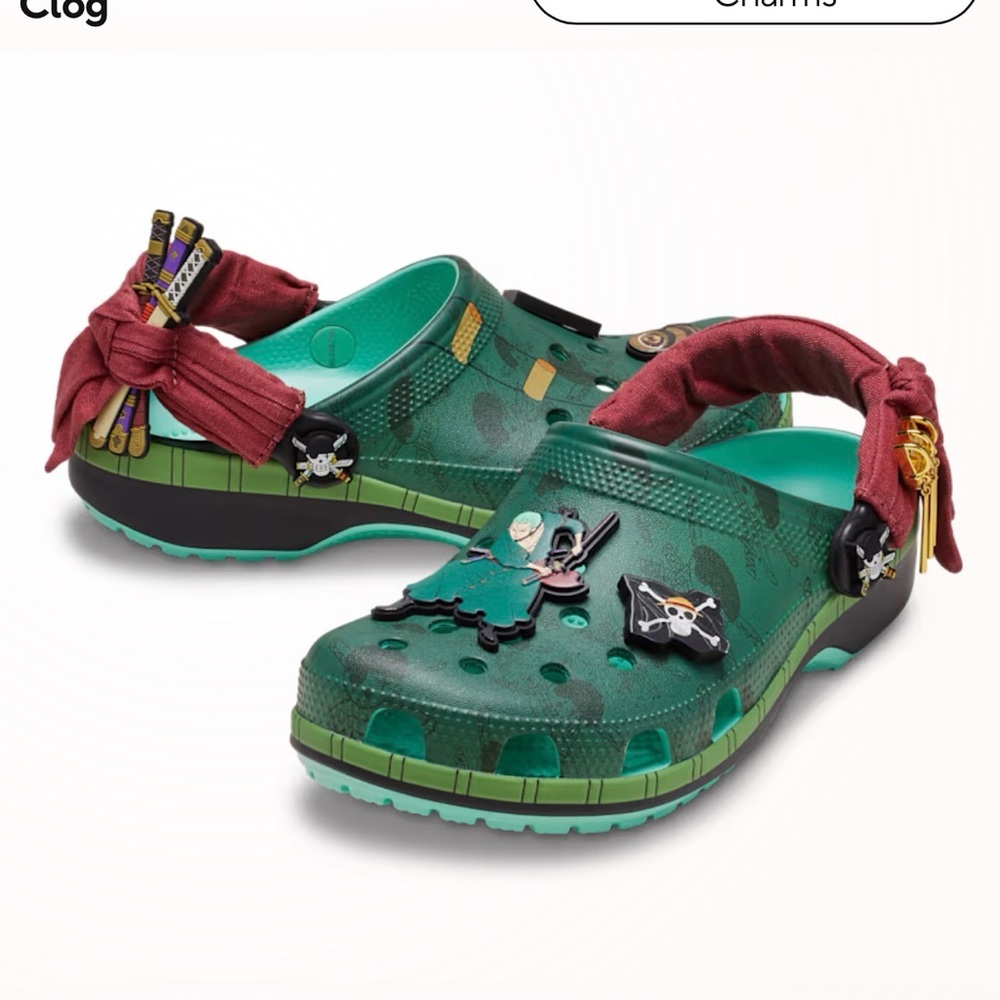 NIB EXCLUSIVE ONE PIECE ZORO CROCS